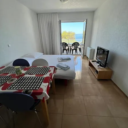 Beslic 招待所 Veliko Brdo (Makarska)