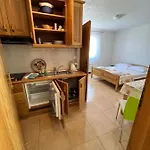 Beslic Affittacamere Veliko Brdo (Makarska)