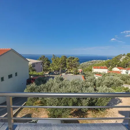 Beslic Guest house 3*