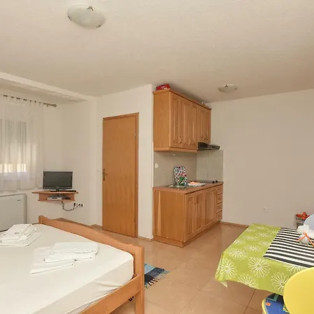 Guest house Beslic 3*