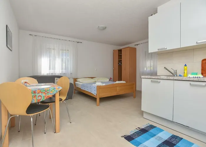 بيت ضيافة Beslic Veliko Brdo (Makarska)